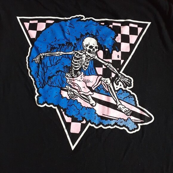 LCM International Men's Size Medium Black Cotton Surfing Skeleton T-Shirt - Picture 5 of 9